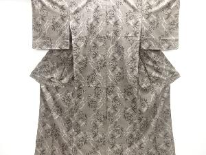 未使用品　枝花模様織り出し本場泥大島紬着物(5マルキ)
